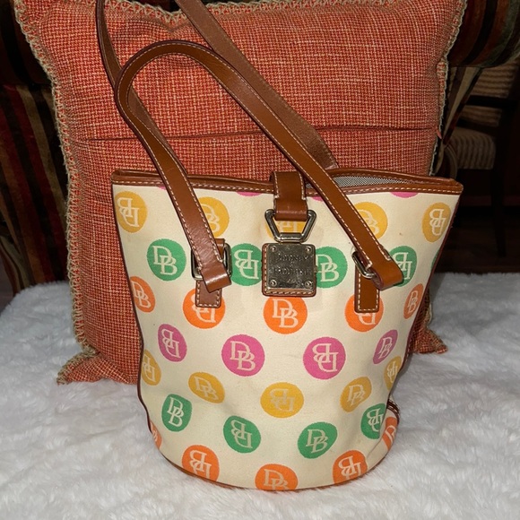 Dooney & bourke bag - Picture 1 of 7